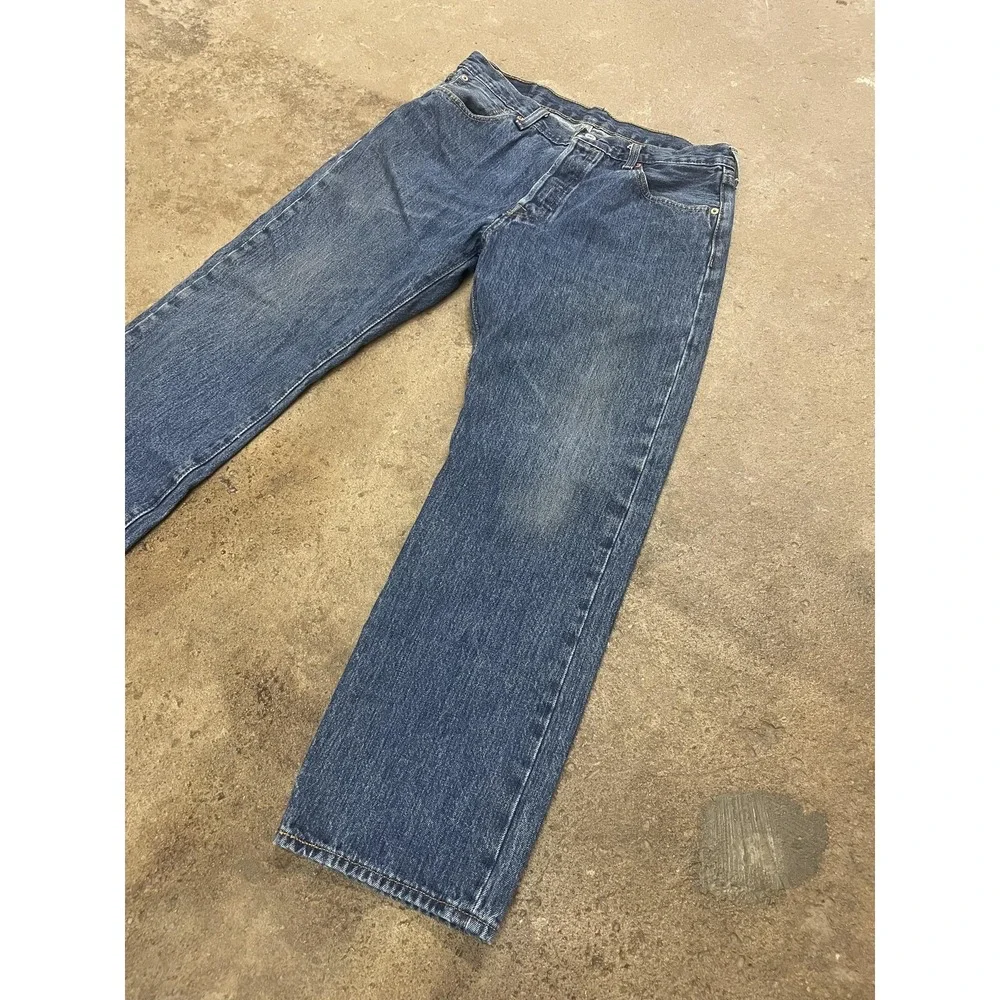 Levis‎ 501 Jeans Mens 34x29 Medium Wash Blue Denim Straight Leg Button Fly
